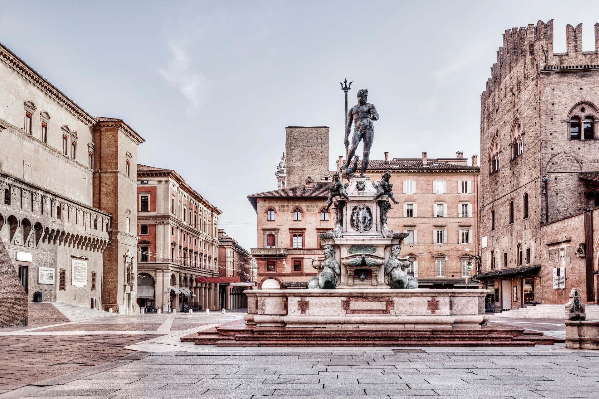 Five reasons to choose Bologna