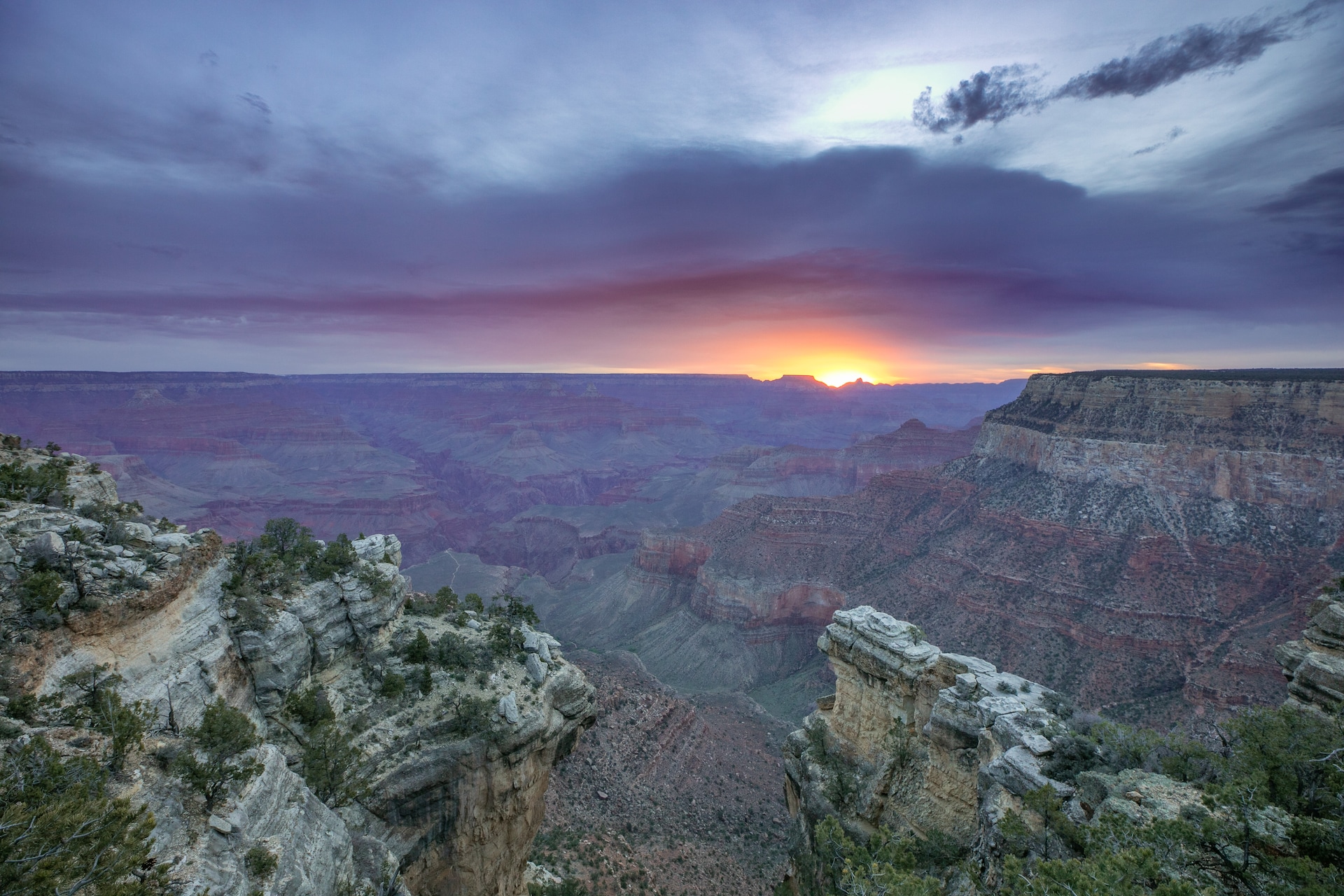 At the edge of great experiences – Memorable adventure in the Grand Canyon  | フィンエアー