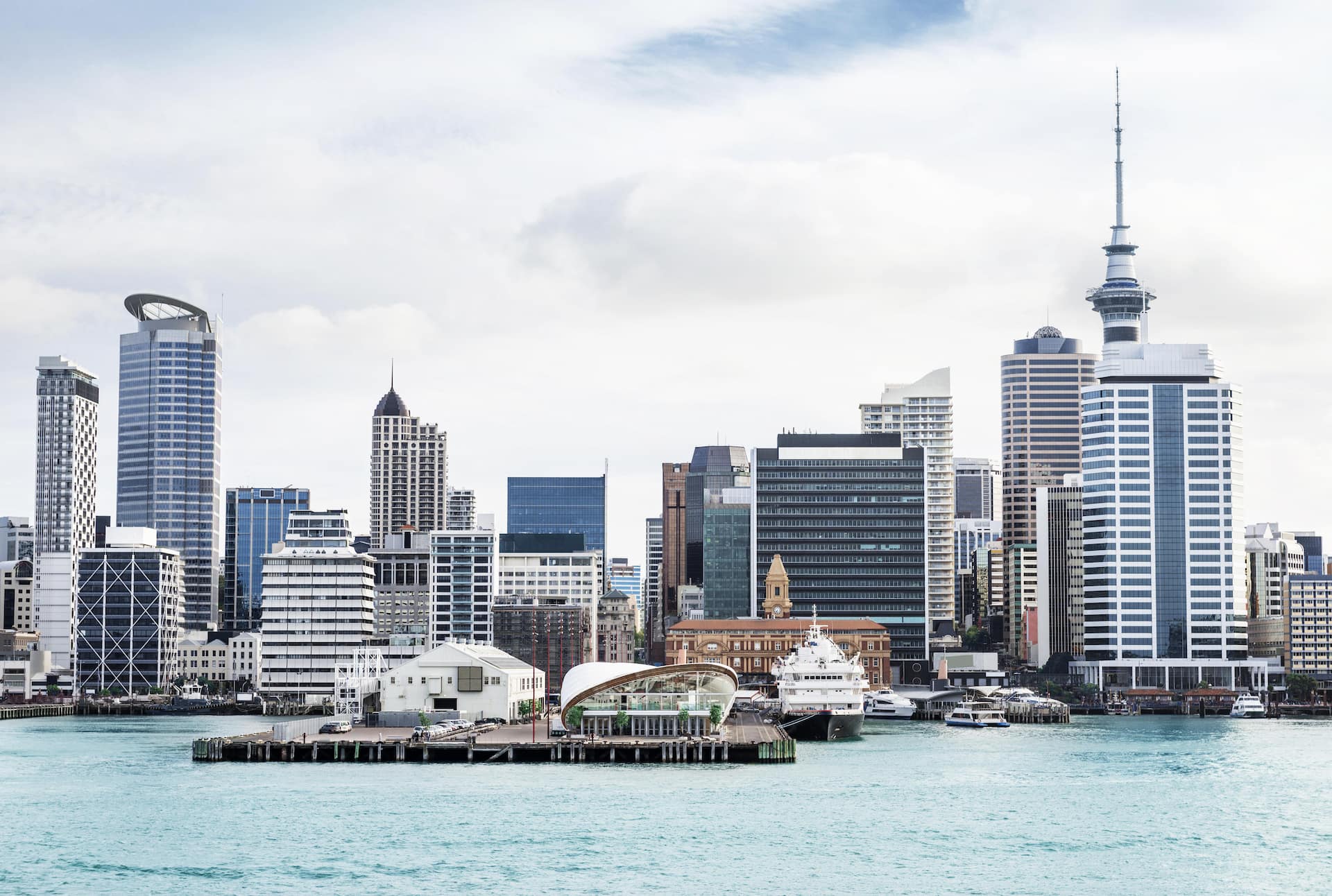 Flüge nach Auckland buchen | Finnair