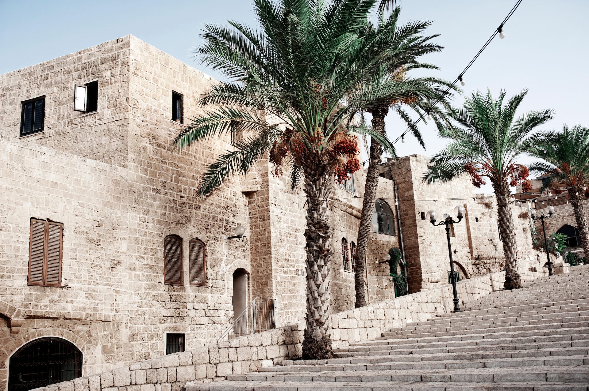 Храм рождества христова иерусалим. Порт яффо тель авив. Экскурсия в тель. Яффа врата веры. Тель-авив-яффо город.