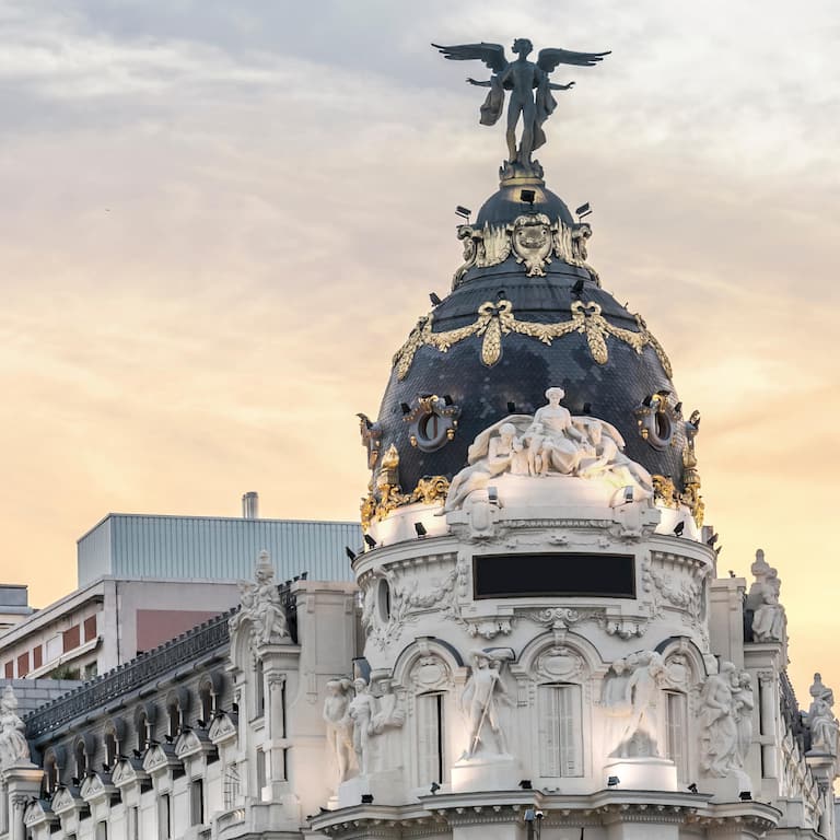 マドリッド行きフライトを予約 フィンエアー マドリッド行きフライトを予約 フィンエアー